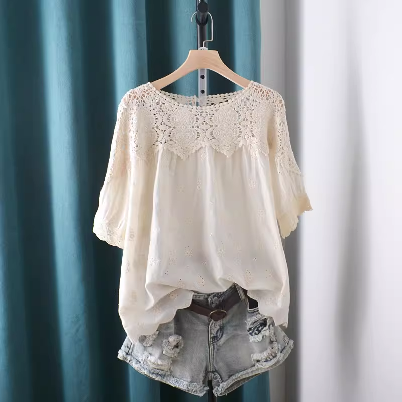 Summer Clothing In Japan - قمصان وبلوزات مطرزة بالدانتيل المجوف لعام