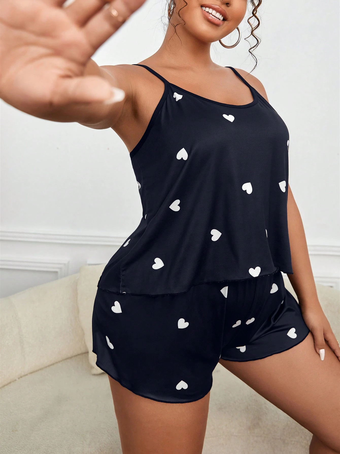 طقم بيجامة نسائي من قطعتين، مل - مراجعة Summer Clothing Pieces وسعره