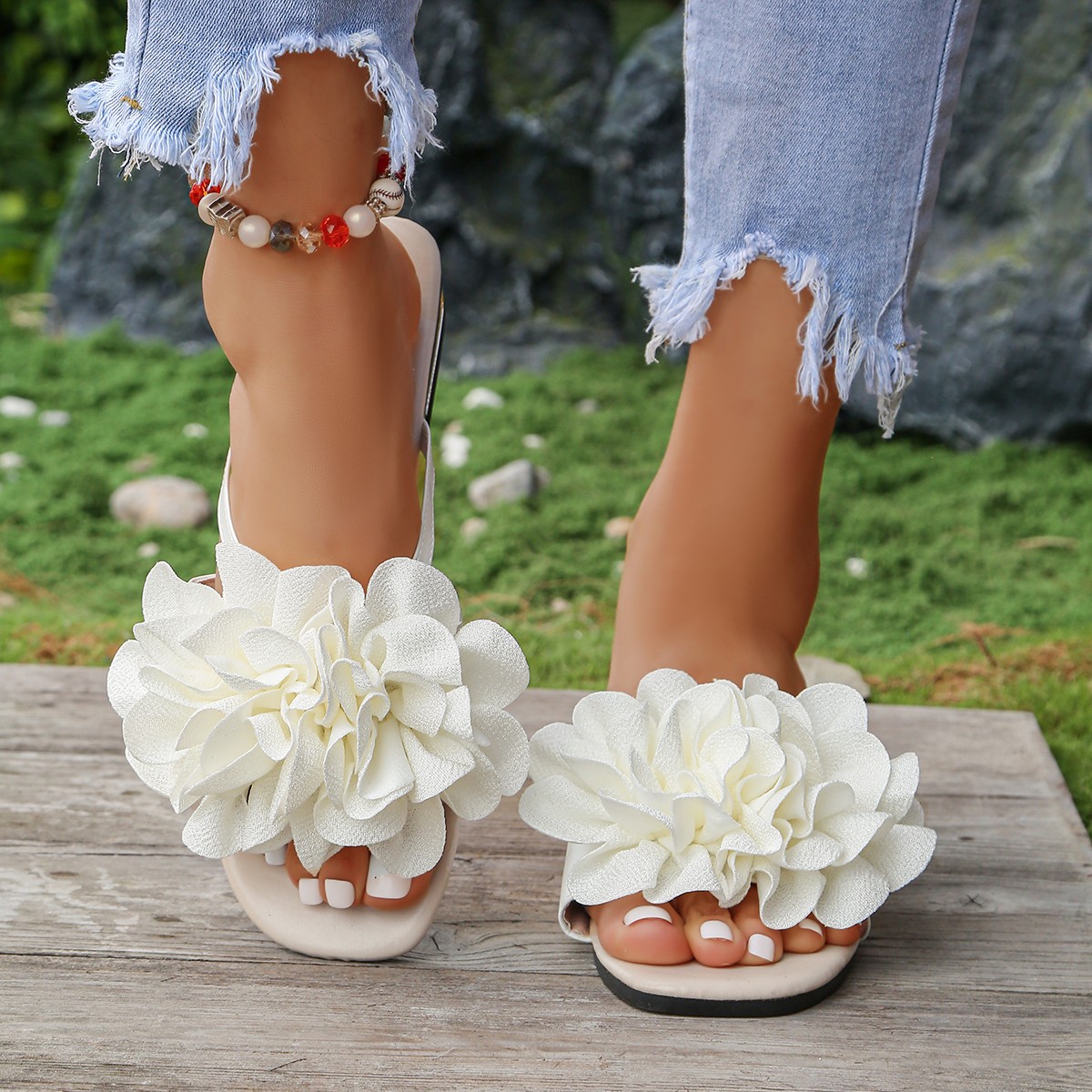 شبشب مزين بالزهور الحمراء، خفي - مراجعة Summer Clothing Korea وسعره