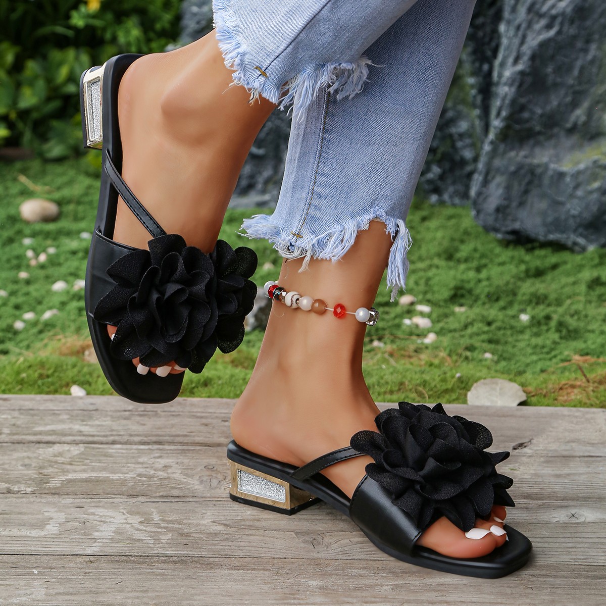 شبشب مزين بالزهور الحمراء، خفي - مراجعة Summer Clothing Korea وسعره